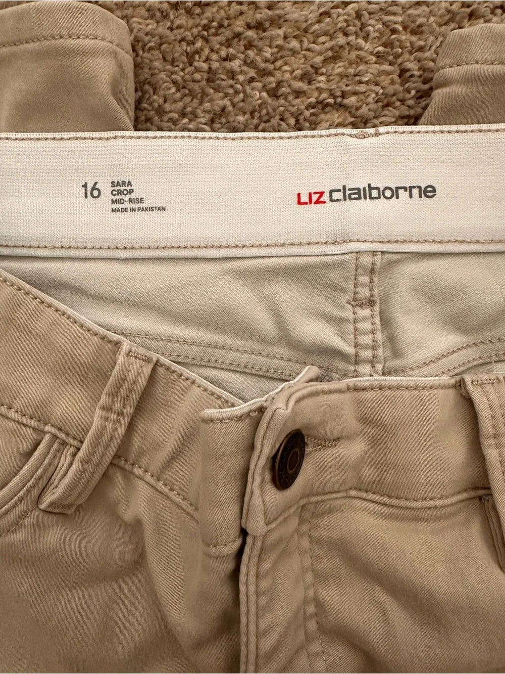 Liz Claiborne classic cropped